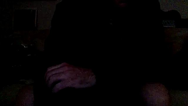 Snapshot of BoySexy696969 chatting on 10.18.25 BoySexy696969 online show from 10.18.25
