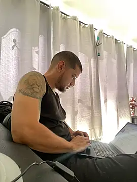 Snapshot of MrSoulMommy chatting on 12.05.24 MrSoulMommy online show from 12.05.24