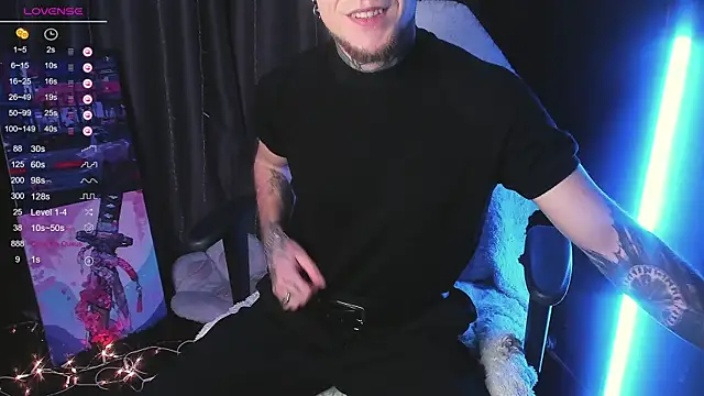 Snapshot of Badrabbitt_ chatting on 12.17.24 Badrabbitt  online show from 12.17.24