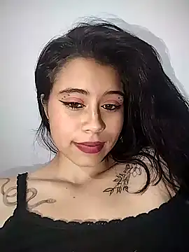 Alexandra 65 online show from 12.21.25