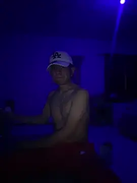 oiram27 online show from 04.13.26