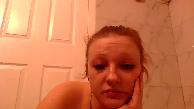 Snapshot of angel_star420864 chatting on 12.10.24 angel star420864 online show from 12.10.24