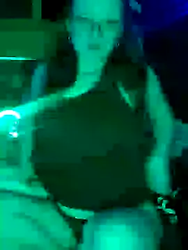 Snapshot of angel_star420864 chatting on 02.24.25 angel star420864 online show from 02.24.25