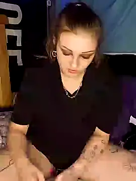 Snapshot of angel_star420864 chatting on 02.27.25 angel star420864 online show from 02.27.25