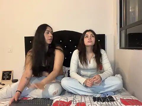 Scarlett Jazmin online show from 12.24.24