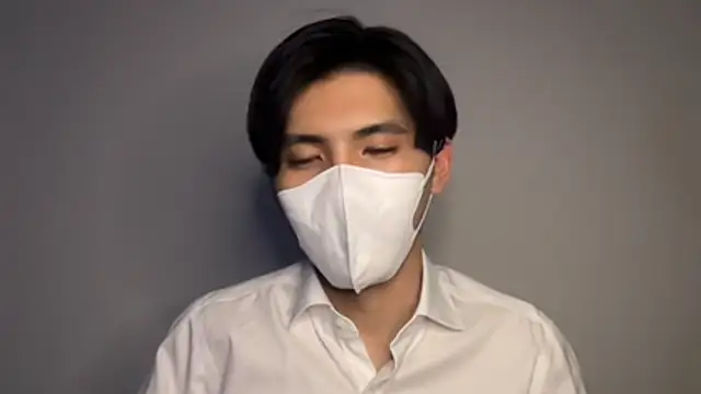 Snapshot of Lio_kun chatting on 11.27.25 Lio kun online show from 11.27.25