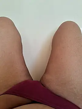 Emral online show from 12.20.25