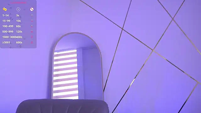 b3llaspringg online show from 10.17.25