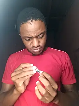 Snapshot of Eggxplant chatting on 11.20.25 Eggxplant online show from 11.20.25