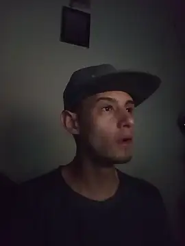 Snapshot of lospakhot chatting on 04.14.26 lospakhot online show from 04.14.26