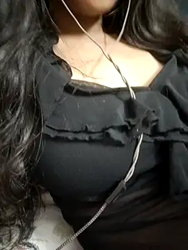 Snapshot of Sanjana-Mehar chatting on 02.27.25 Sanjana-Mehar online show from 02.27.25