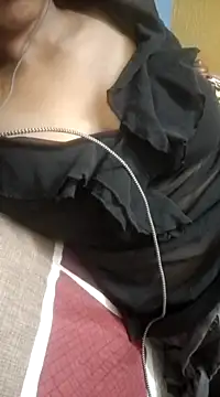 Snapshot of Sanjana-Mehar chatting on 03.19.25 Sanjana-Mehar online show from 03.19.25