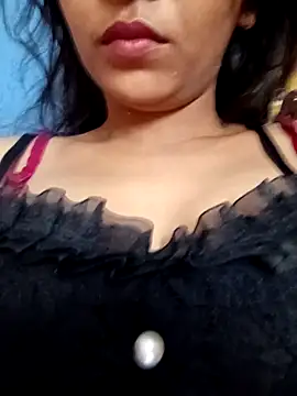 Snapshot of Sanjana-Mehar chatting on 11.08.25 Sanjana-Mehar online show from 11.08.25