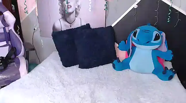 Samanta james19 online show from 03.13.25