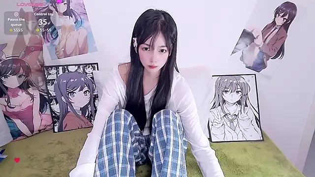 Snapshot of Xiaomi-Angela chatting on 07.04.26 Xiaomi-Angela online show from 07.04.26