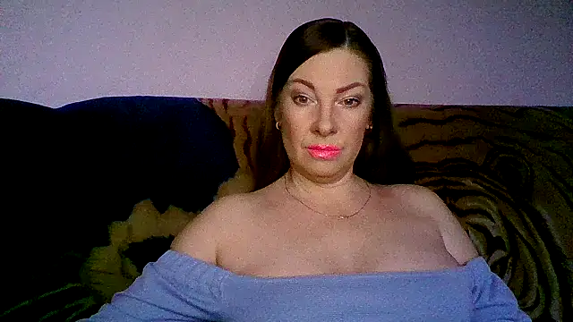 Snapshot of maritanna chatting on 01.23.25 maritanna online show from 01.23.25