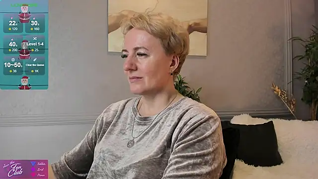 Snapshot of Nika_Smit chatting on 12.25.24 Nika Smit online show from 12.25.24