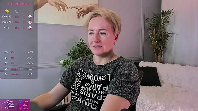 Snapshot of Nika_Smit chatting on 01.26.25 Nika Smit online show from 01.26.25