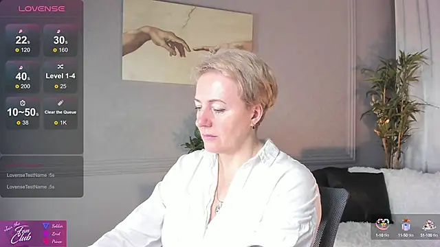 Snapshot of Nika_Smit chatting on 02.09.25 Nika Smit online show from 02.09.25
