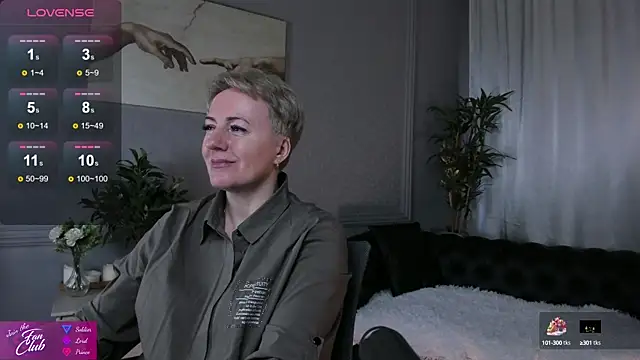 Snapshot of Nika_Smit chatting on 02.21.25 Nika Smit online show from 02.21.25