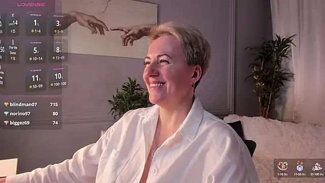 Snapshot of Nika_Smit chatting on 03.22.25 Nika Smit online show from 03.22.25