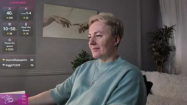 Snapshot of Nika_Smit chatting on 03.23.25 Nika Smit online show from 03.23.25