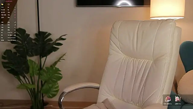 Hailey Green online show from 01.27.25