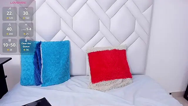 Analia18  online show from 11.07.25