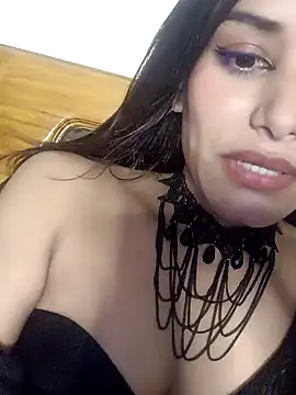 Lusty Queen69 online show from 01.05.25