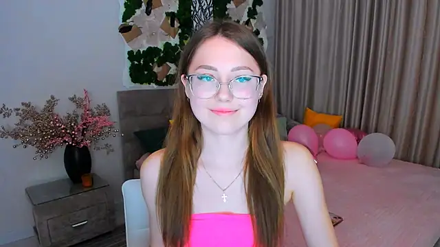 SereneFlame online show from 03.02.25