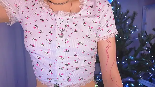 AlisiaSpinnet  online show from 01.04.25