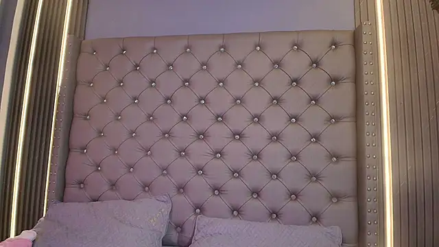 CAMILA JHONS online show from 02.08.25