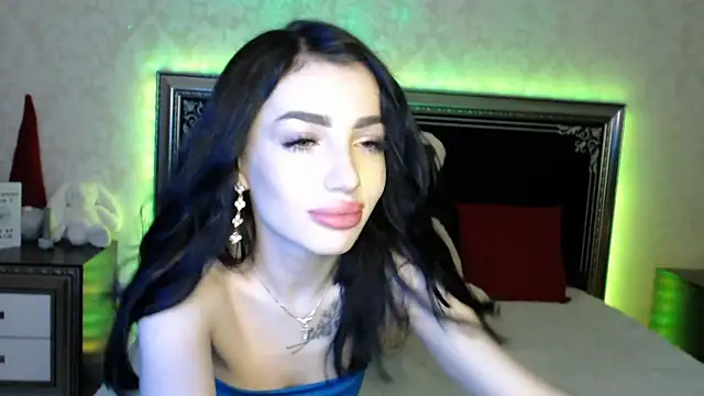 Snapshot of NancyLovee_ chatting on 01.28.25 NancyLovee online show from 01.28.25