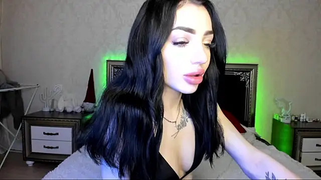 Snapshot of NancyLovee_ chatting on 02.28.25 NancyLovee online show from 02.28.25