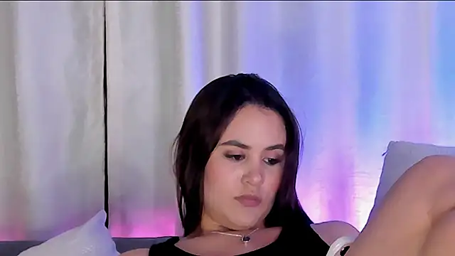 Snapshot of LexyRobert chatting on 01.24.25 LexyRobert online show from 01.24.25