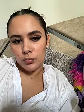 Snapshot of LexyRobert chatting on 02.18.25 LexyRobert online show from 02.18.25