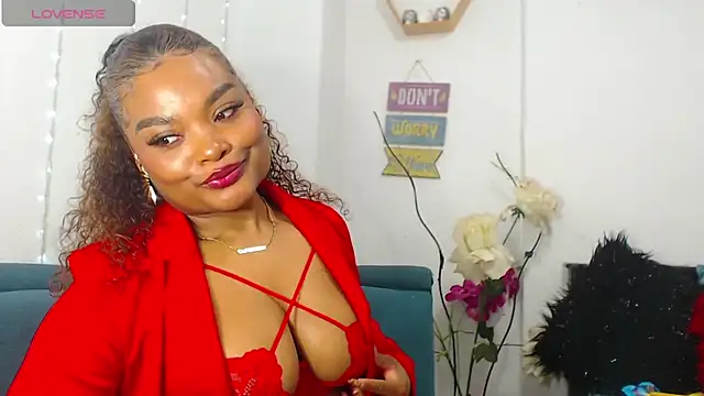 Snapshot of gianna_smith chatting on 02.14.25 gianna smith online show from 02.14.25