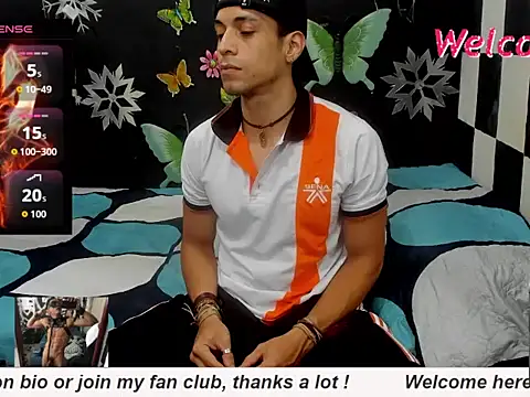 Snapshot of MikeRose94 chatting on 10.20.25 MikeRose94 online show from 10.20.25