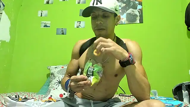 MikeRose94 online show from 07.06.26