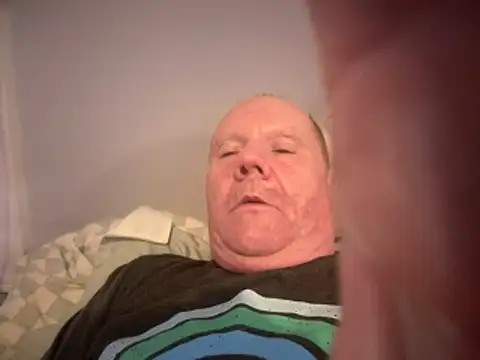 Snapshot of masterjerseyjoe chatting on 11.22.25 masterjerseyjoe online show from 11.22.25