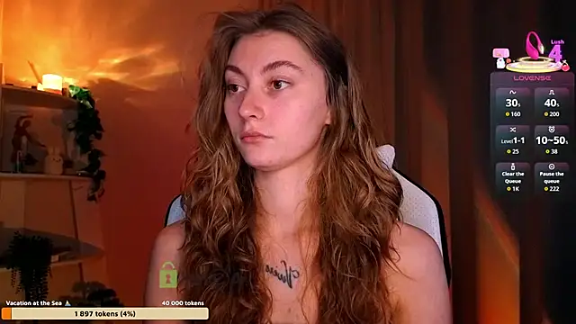 lady curls online show from 04.18.26