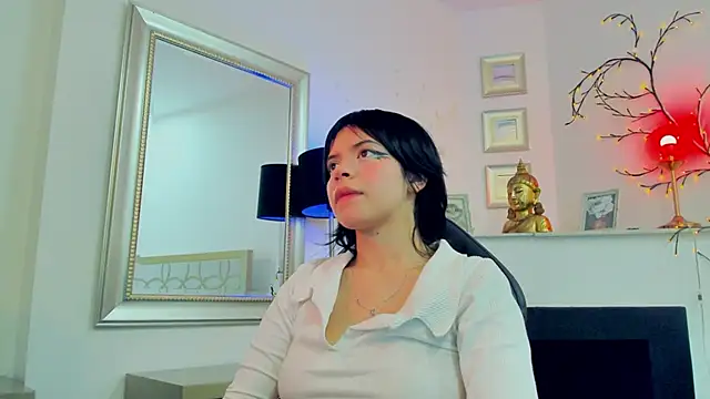 NattashaHotson online show from 01.08.25