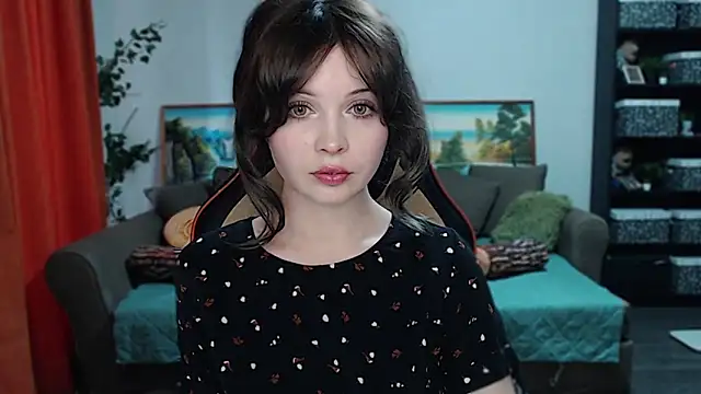 Snapshot of SYKE chatting on 01.28.25 SYKE online show from 01.28.25