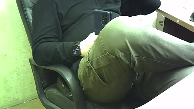 Snapshot of nikdov3 chatting on 12.03.25 nikdov3 online show from 12.03.25