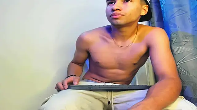 andy 0018 online show from 12.27.24