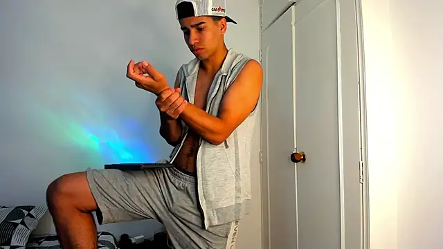 andy 0018 online show from 01.27.25