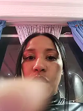 Snapshot of devi_black13_ chatting on 01.11.25 devi black13 online show from 01.11.25