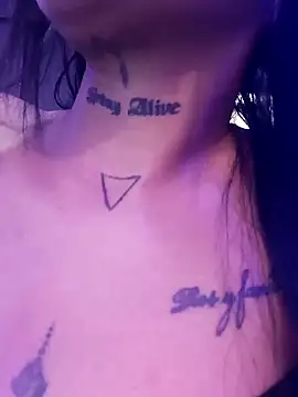 Snapshot of devi_black13_ chatting on 02.05.25 devi black13 online show from 02.05.25