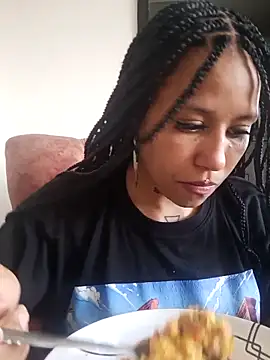 Snapshot of devi_black13_ chatting on 02.18.26 devi black13 online show from 02.18.26