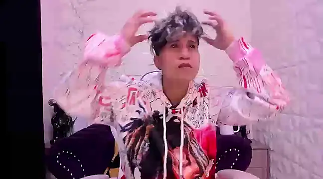 Im Milan Rs online show from 03.05.25